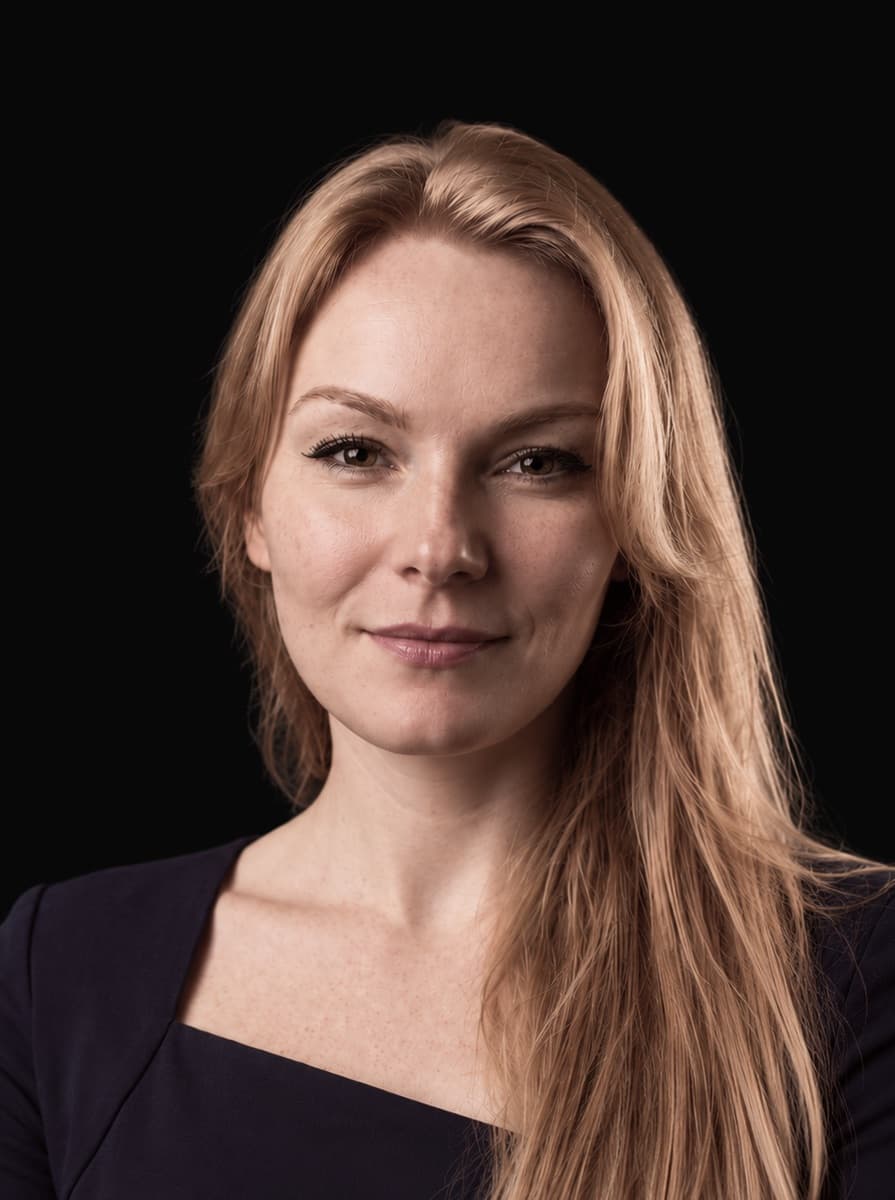 Olena Bosak
